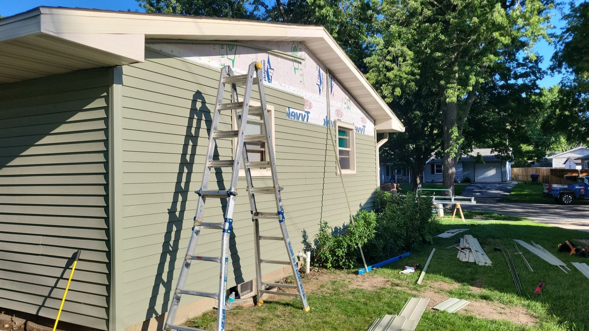 Siding soffit and fascia services by Acosta-Angeli Roofing in Central Illinois