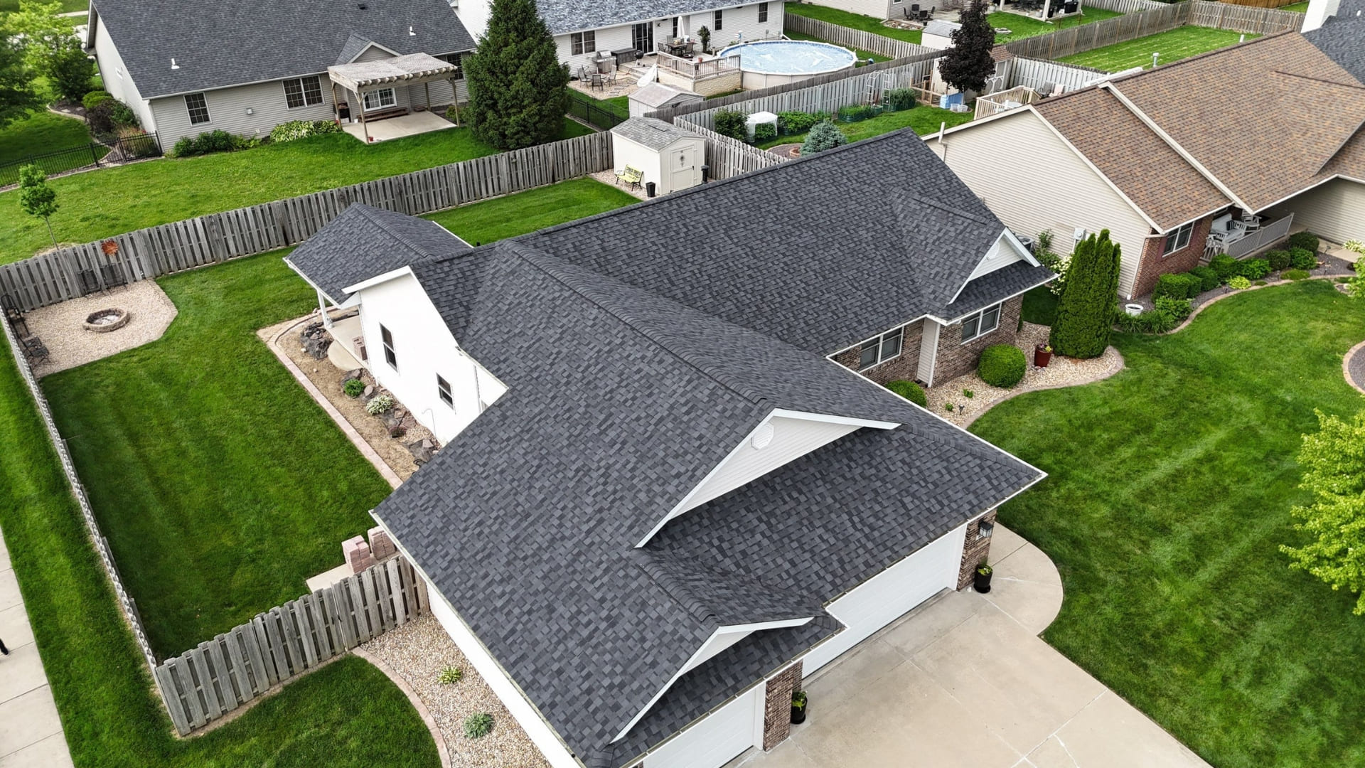 Rochester roofing services hero