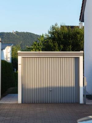 {{ custom_values.service_3 }} in {{custom_values.area_3})