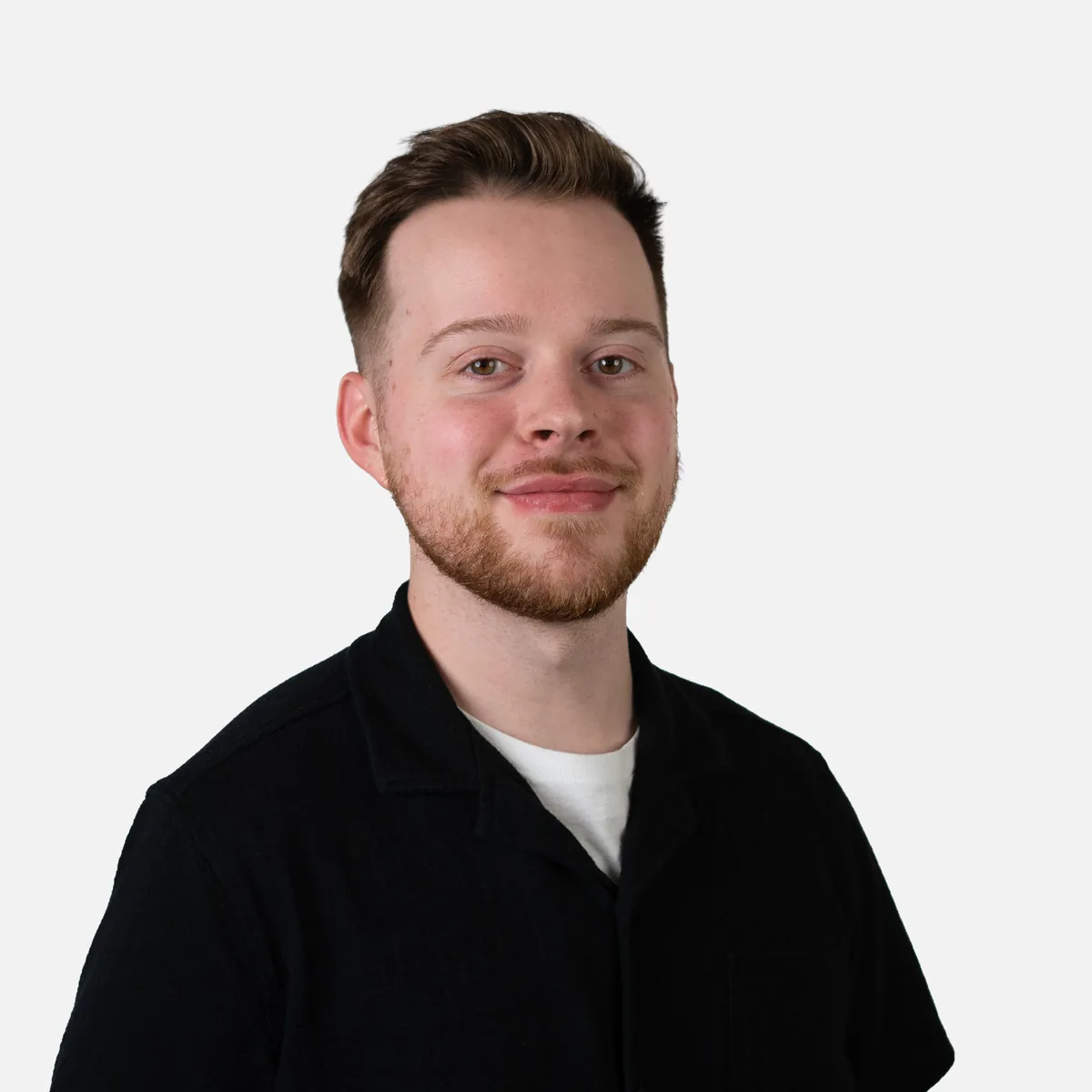 Logan Jensen, Barber
