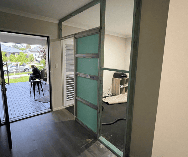 Oxley Car Pots & Garages