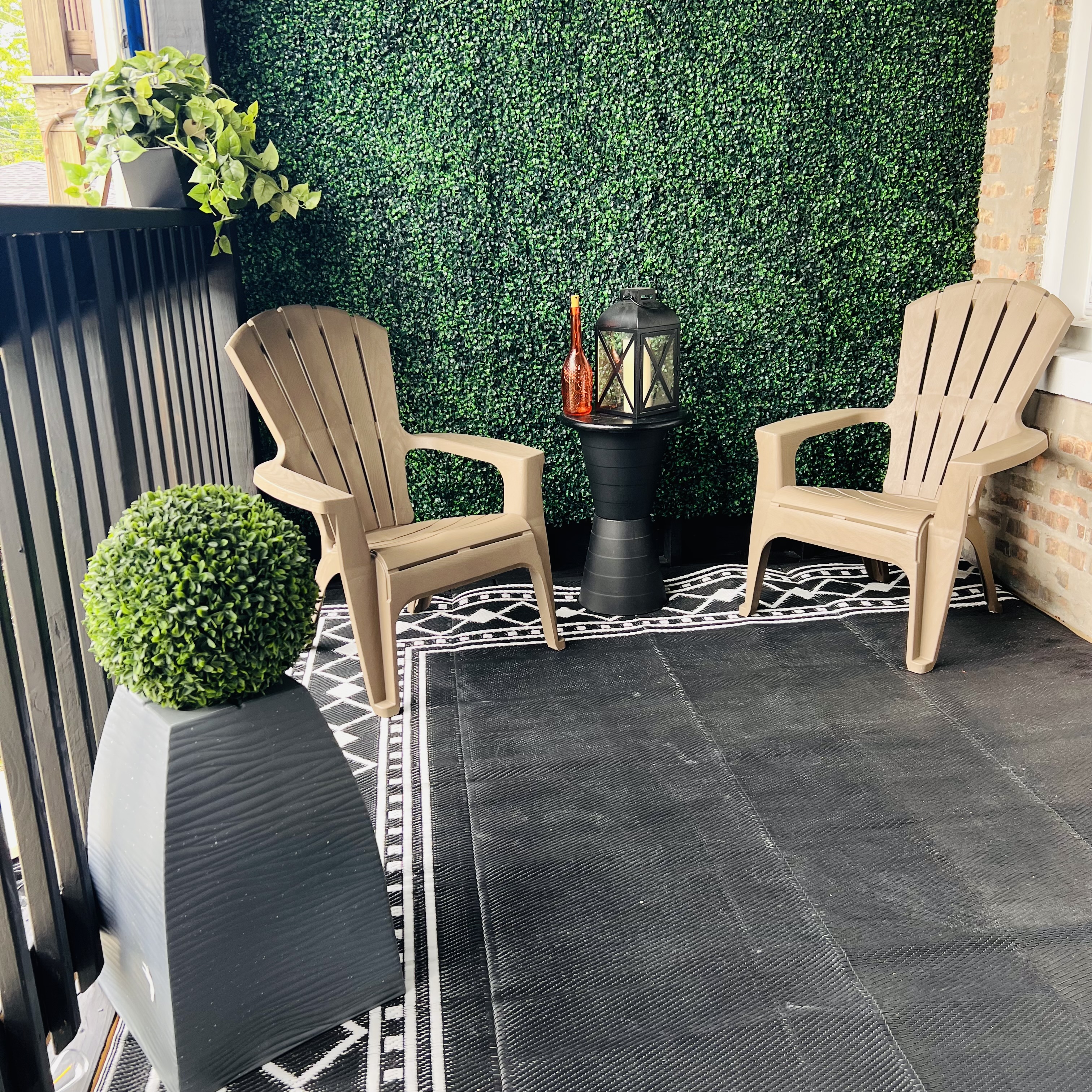 The Lola - First Floor - Balcony2