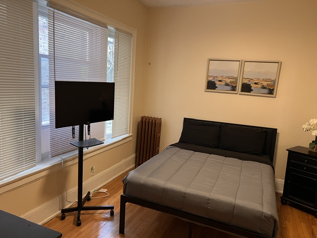 The Lola - First Floor - Suite-B The Bachelor