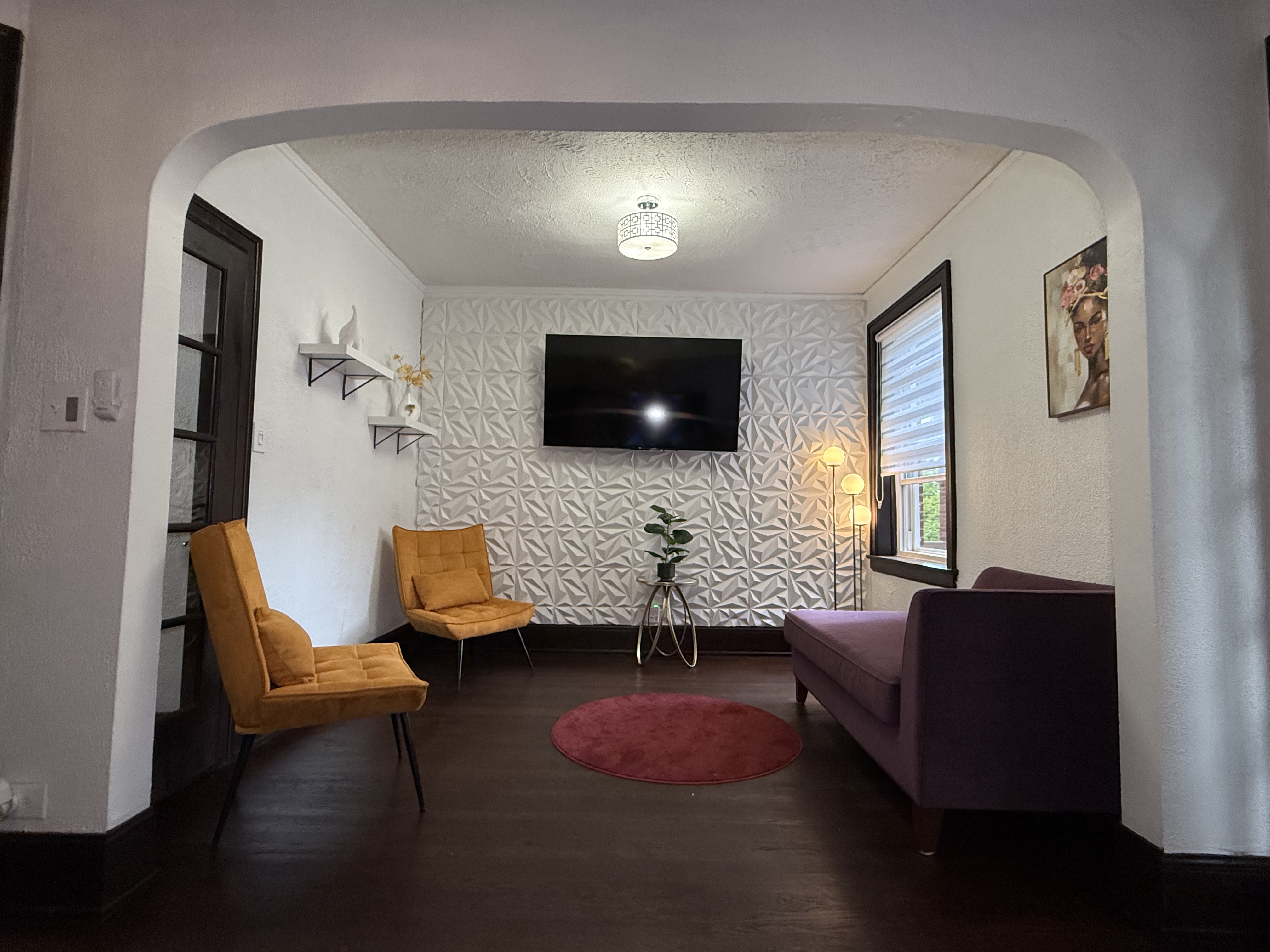 The Vickie - Third Floor - TV Room