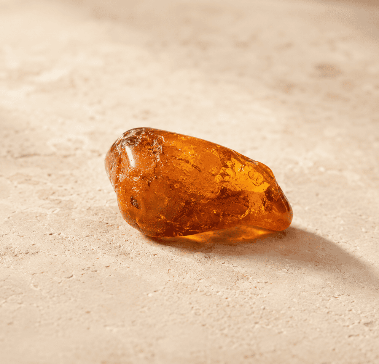 Pieza natural de ámbar mineral