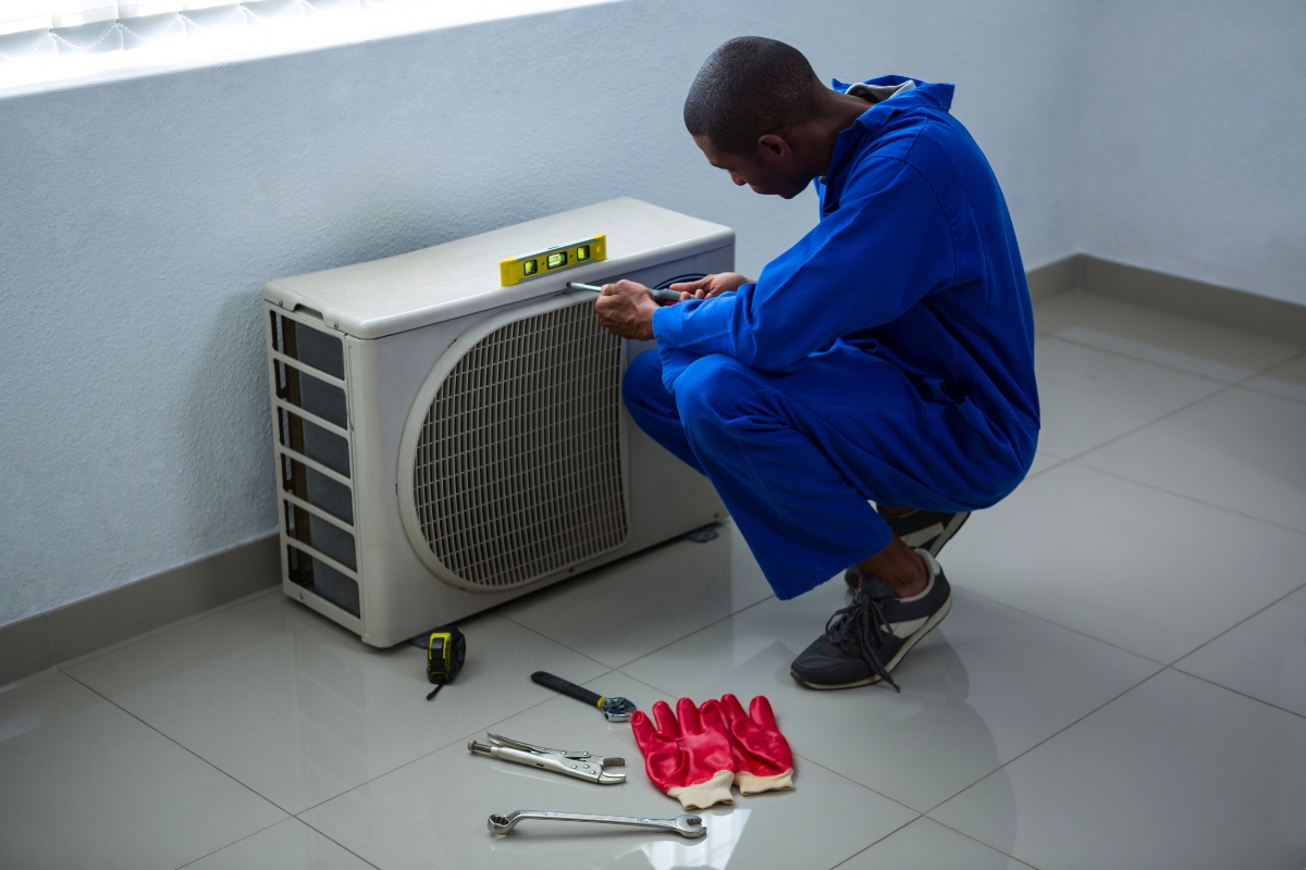 AC Not Cooling? 5 Common Reasons Your Air Conditioner Is Blowing Hot Air