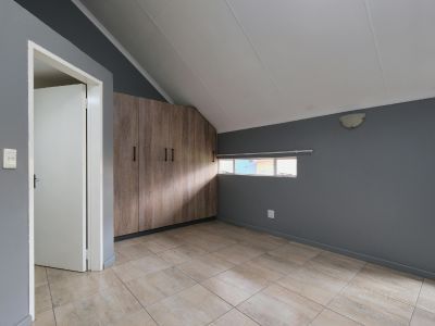 Stratford Birthday Cake Making