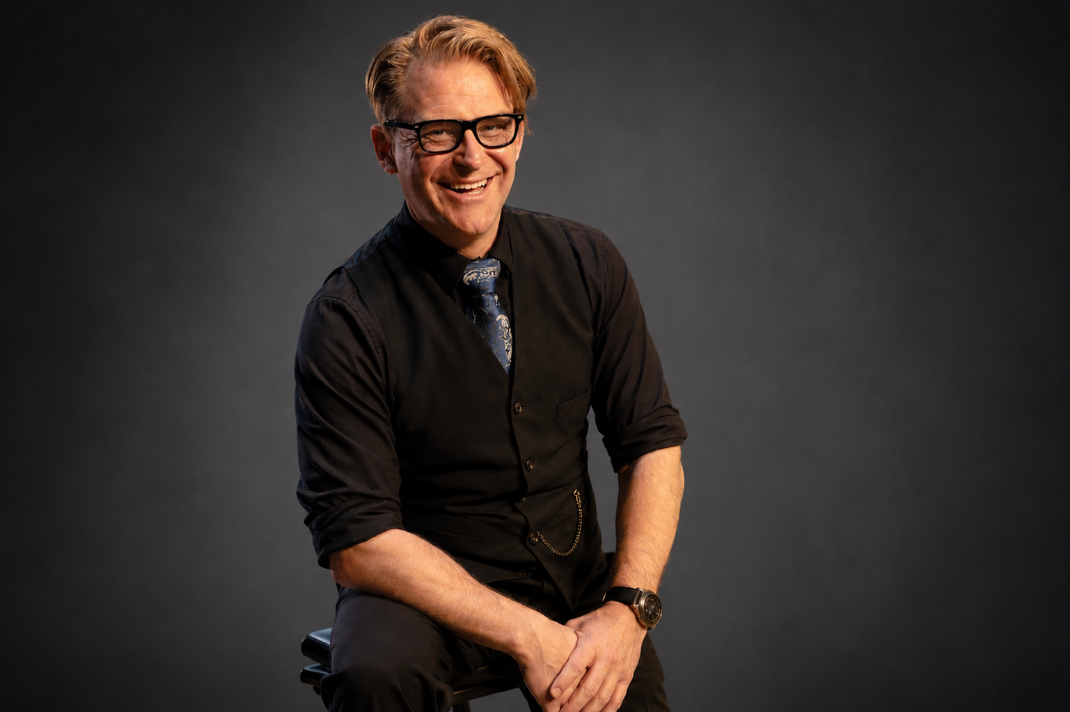 Arthur Fratelli Omaha comedy magician and mentalist