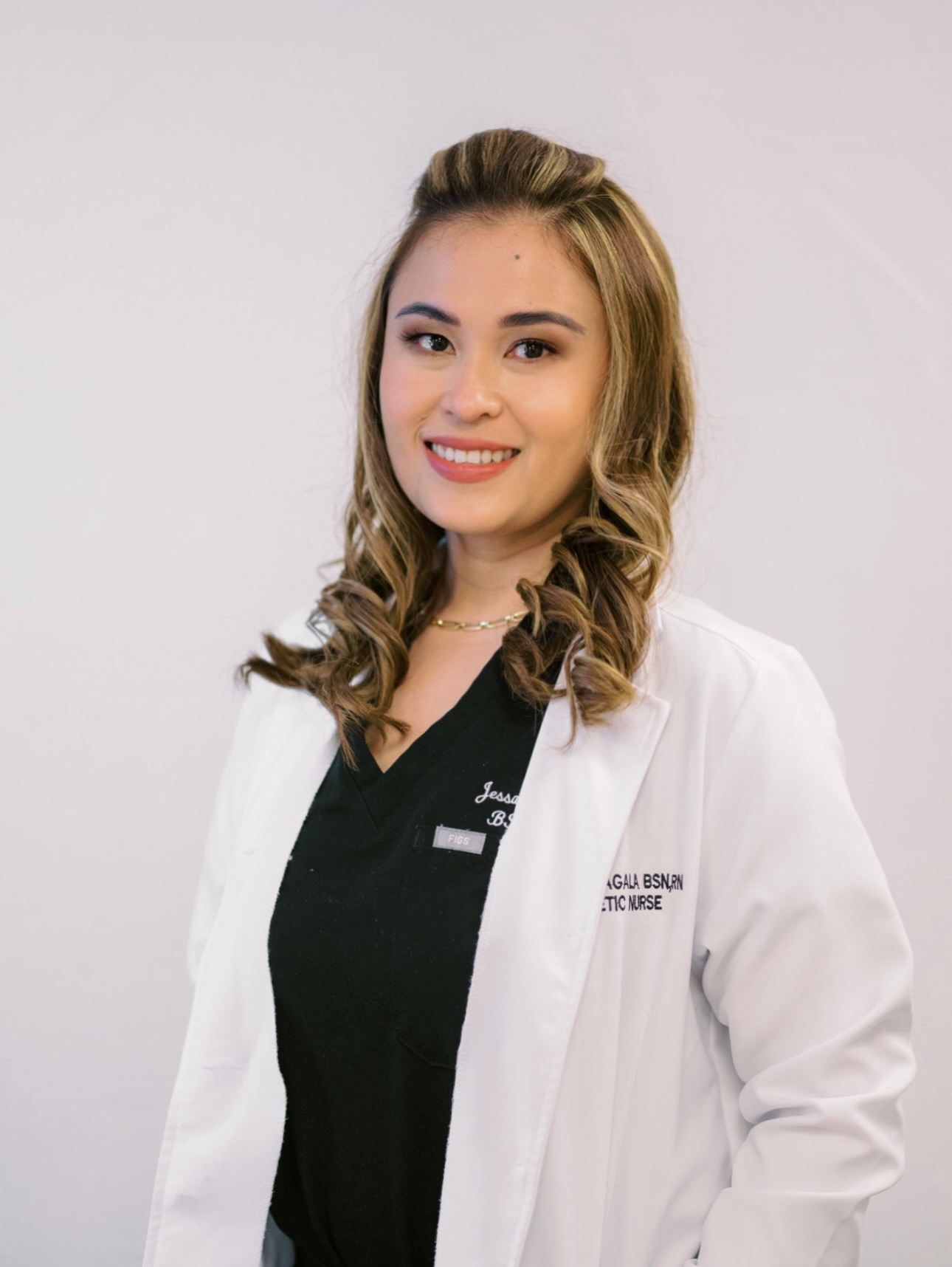Jessa, BSN, RN, founder of GlowHaus Skin & Wellness in Allen, TX