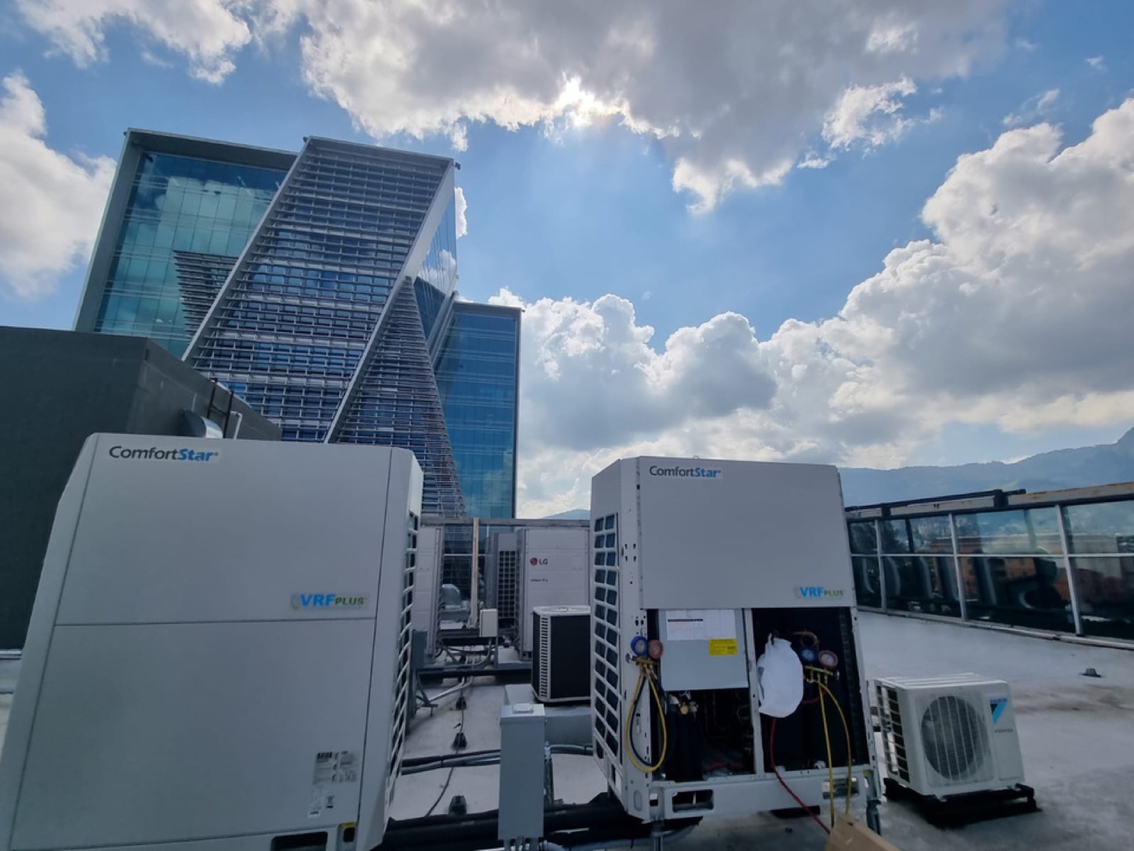 Sistema VRF en edificio corporativo