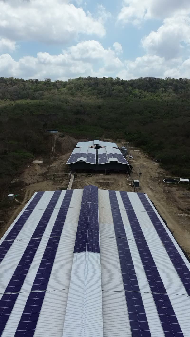 Planta solar en cubierta de finca en el Atlántico