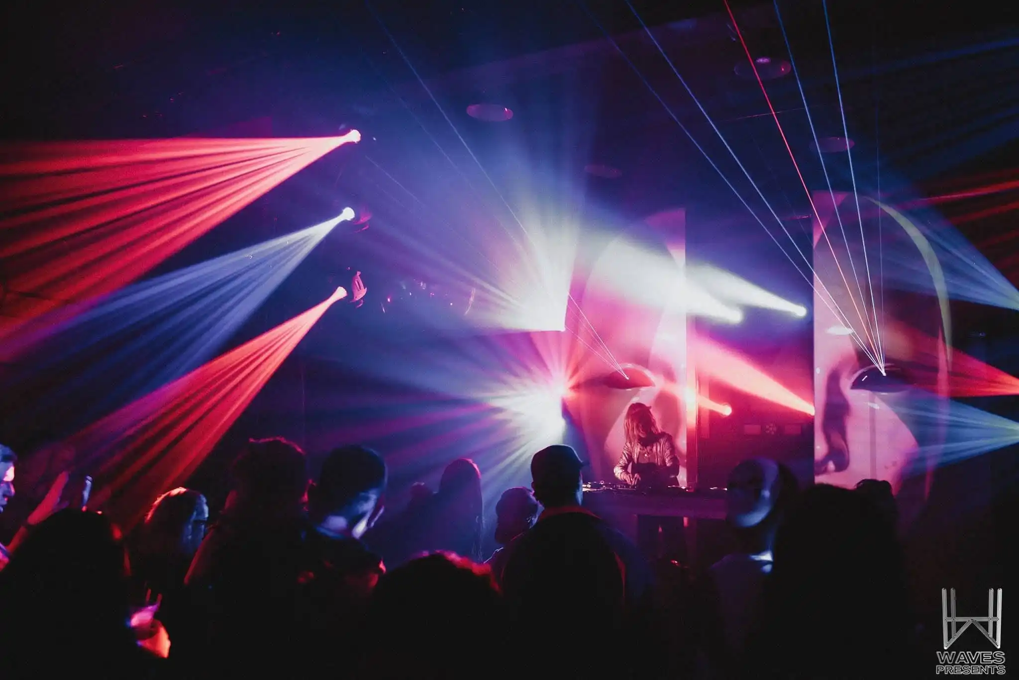 Underground Rave immersive environment
