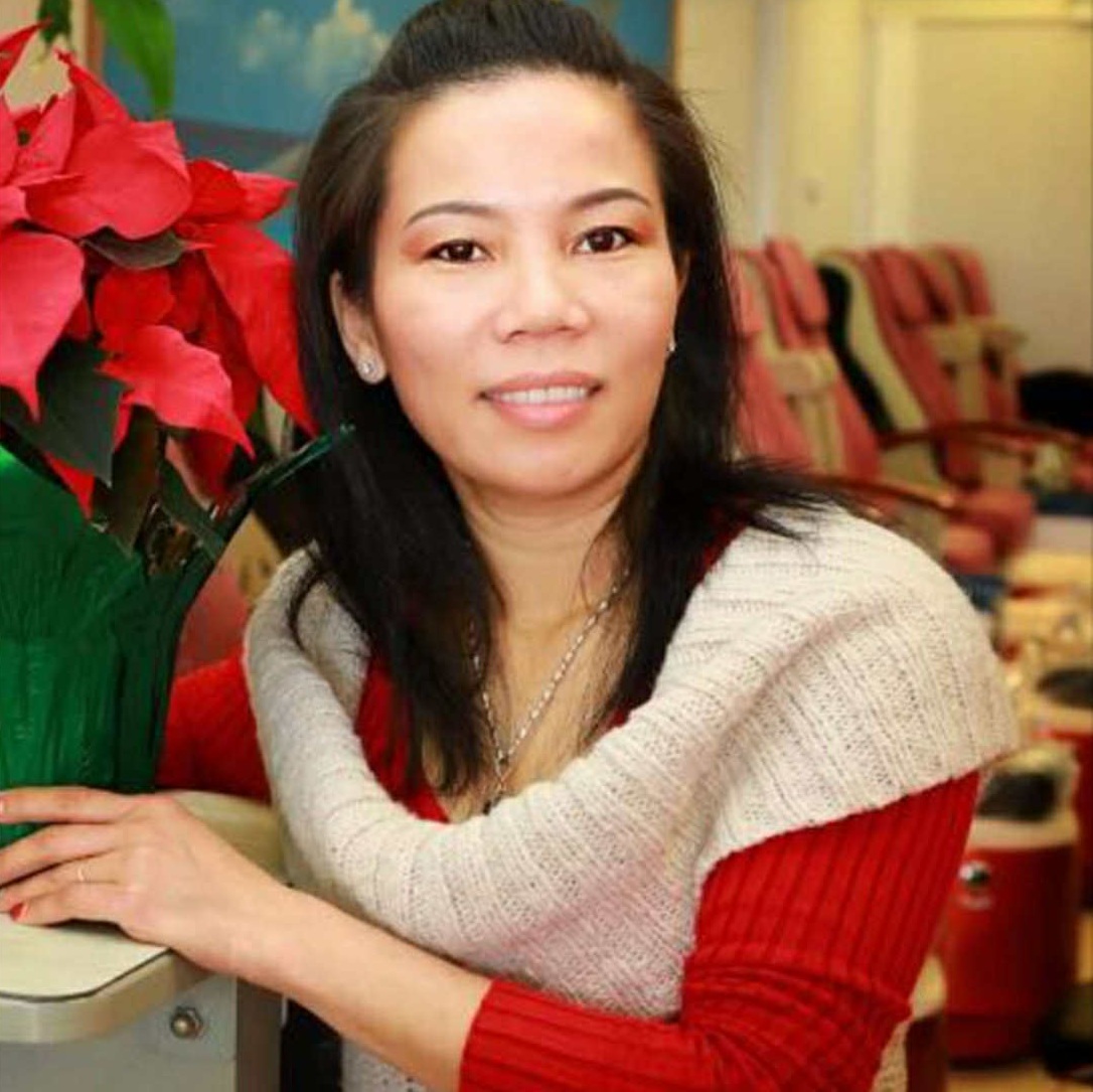 Chị Hà Lê