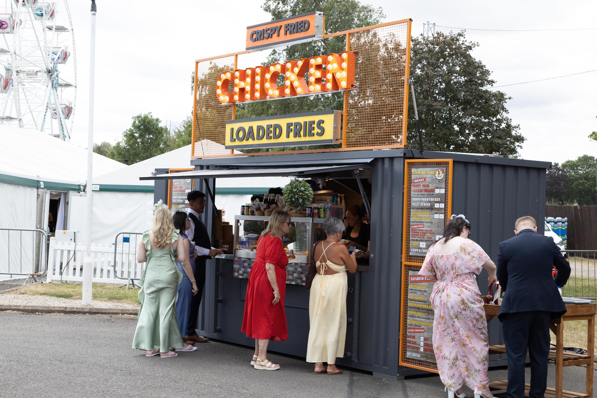Chicken-loaded-fries-container-unit
