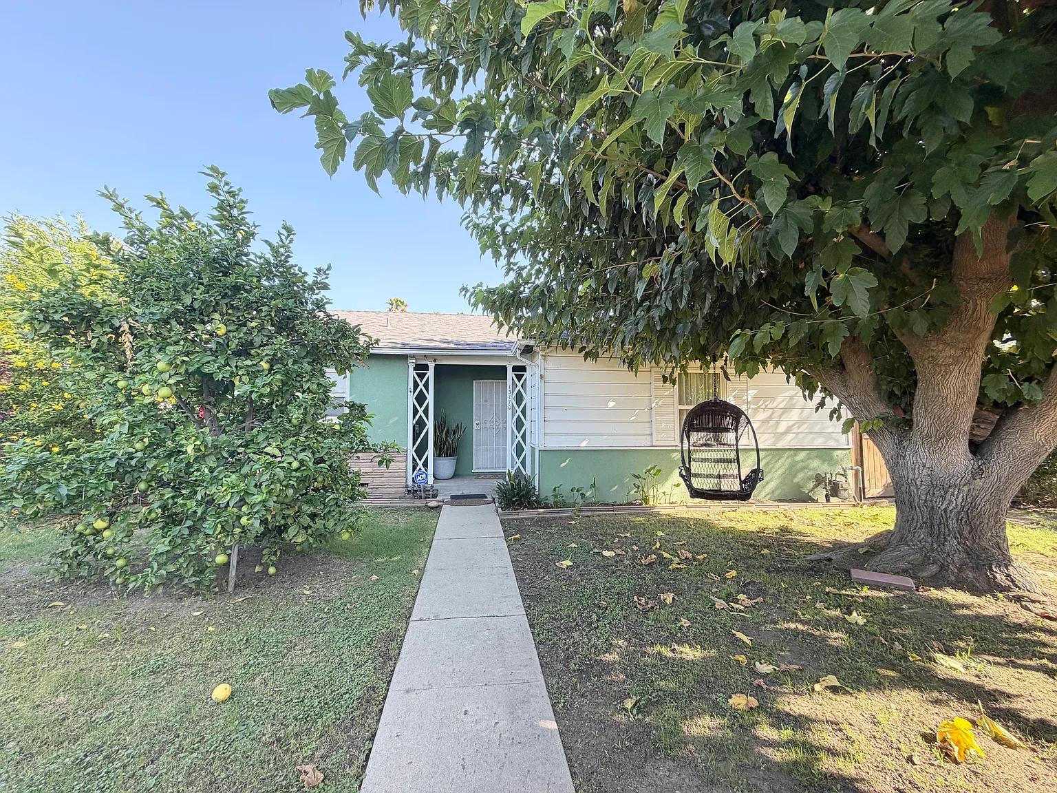 13170 Branford St Single Family House