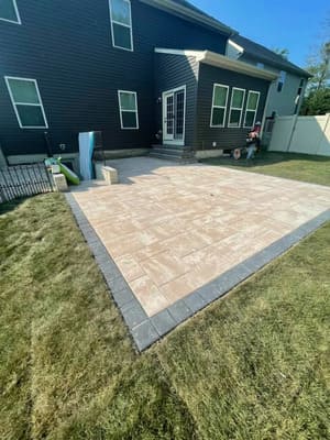 {{ custom_values.service_3 }} in {{custom_values.area_3})