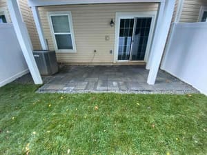 {{ custom_values.service_2 }} in {{custom_values.area_3})