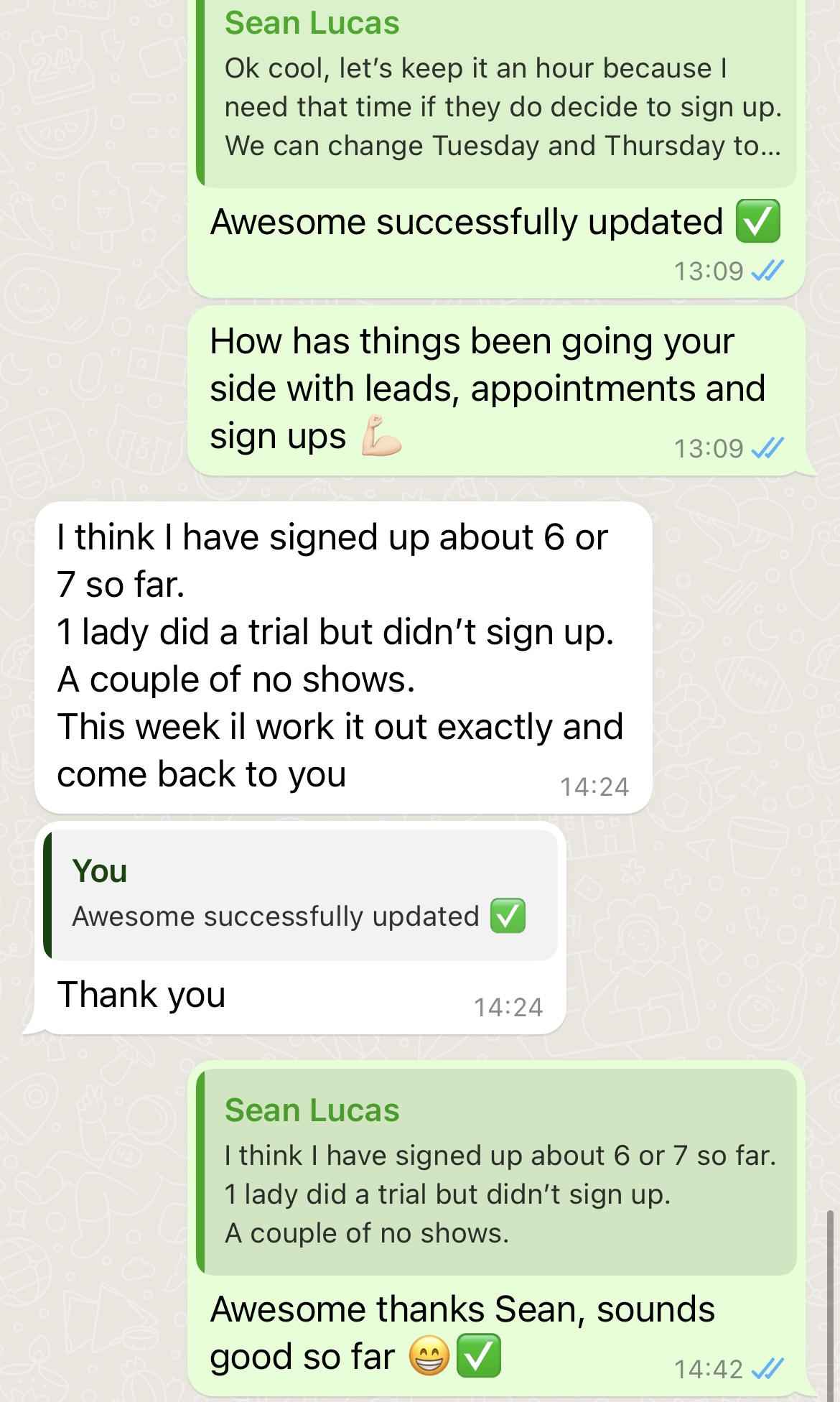 WhatsApp chat with an EasyLead client