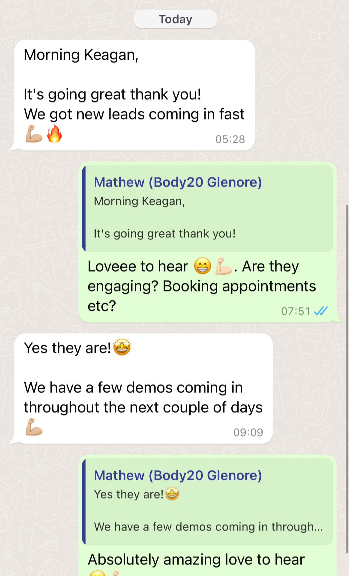 WhatsApp chat with an EasyLead client
