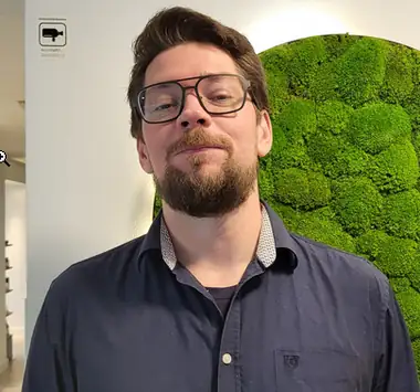 Kristoffer Bjørk Larsen