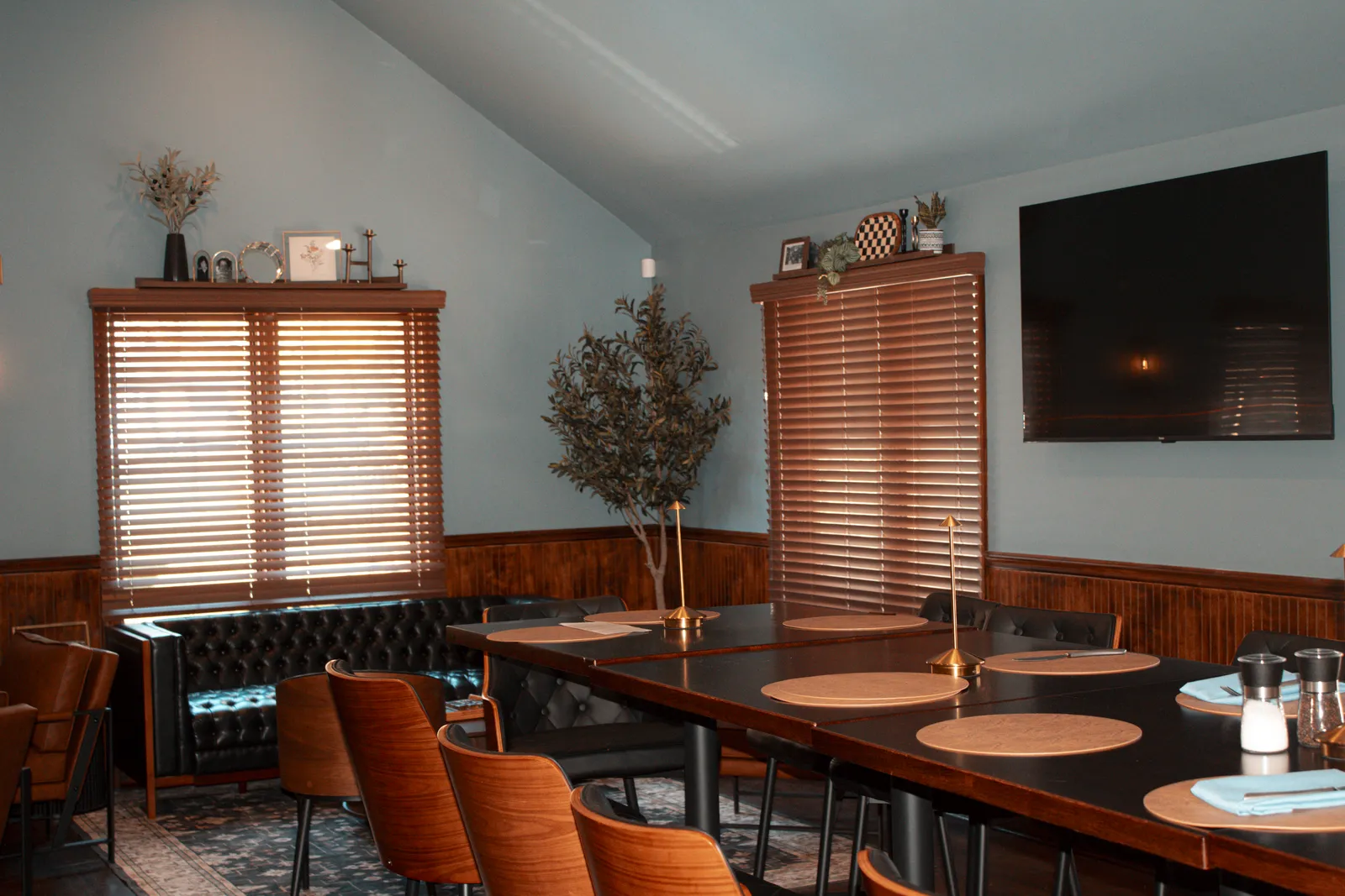 Lounge table seating