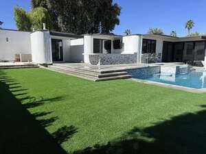 {{ custom_values.service_4 }} in {{custom_values.area_5})