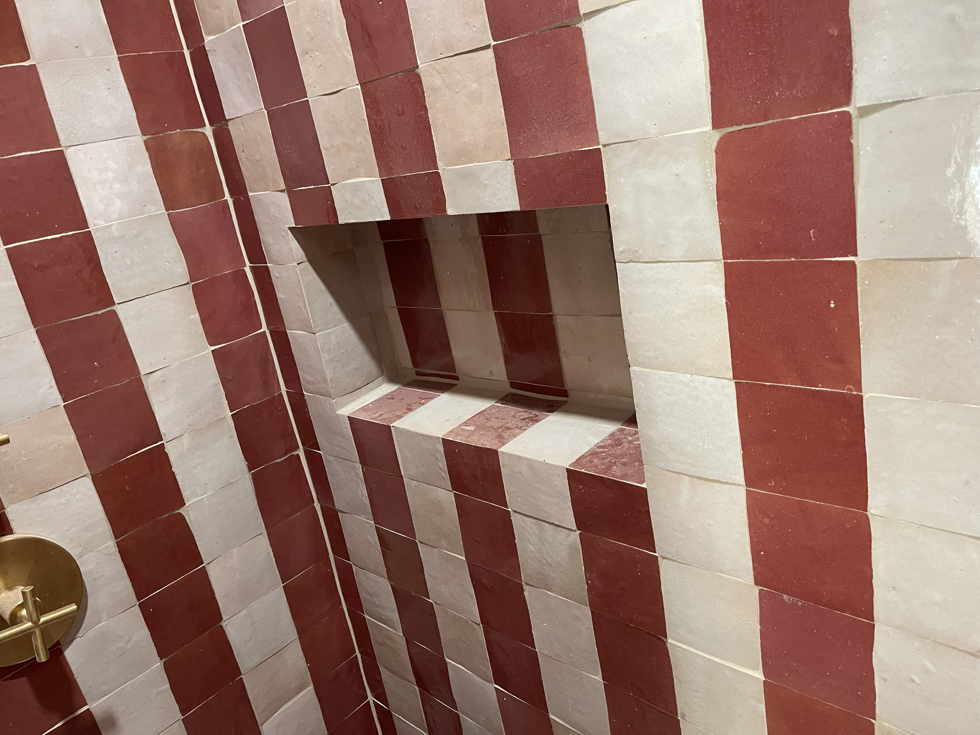 Tile repair and grout cleaning in Los Angeles and Orange County by Galla Tile