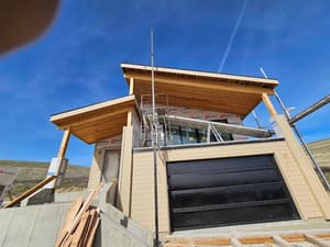 {{ custom_values.service_2 }} in {{custom_values.area_1})