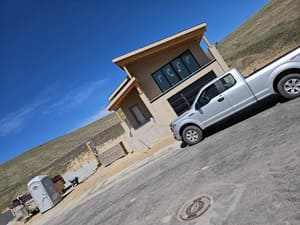 {{ custom_values.service_2 }} in {{custom_values.area_3})