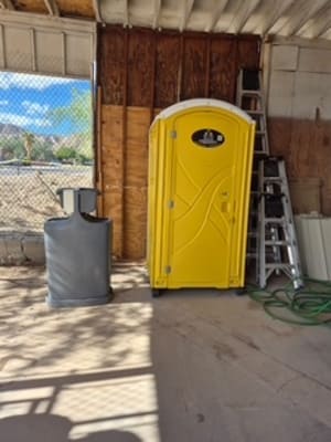 {{ custom_values.service_3 }} in {{custom_values.area_3})