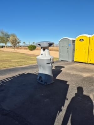 {{ custom_values.service_3 }} in {{custom_values.area_3})