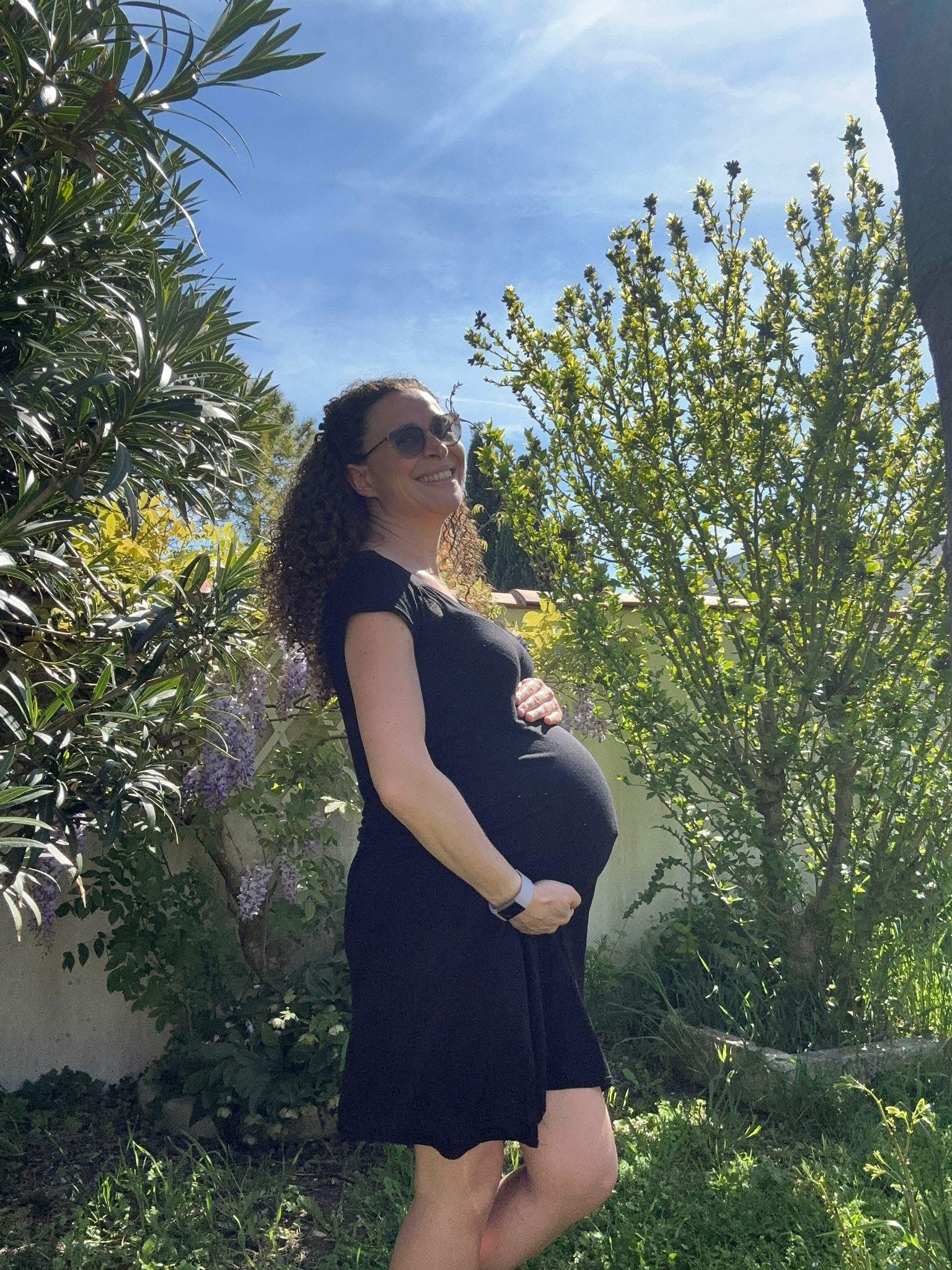 Flavie Berleand pregnant - the beginning of House of Her