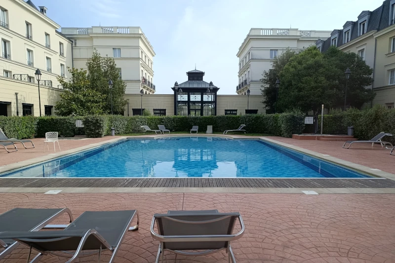 Hotel Disney, vistas desde la piscina
