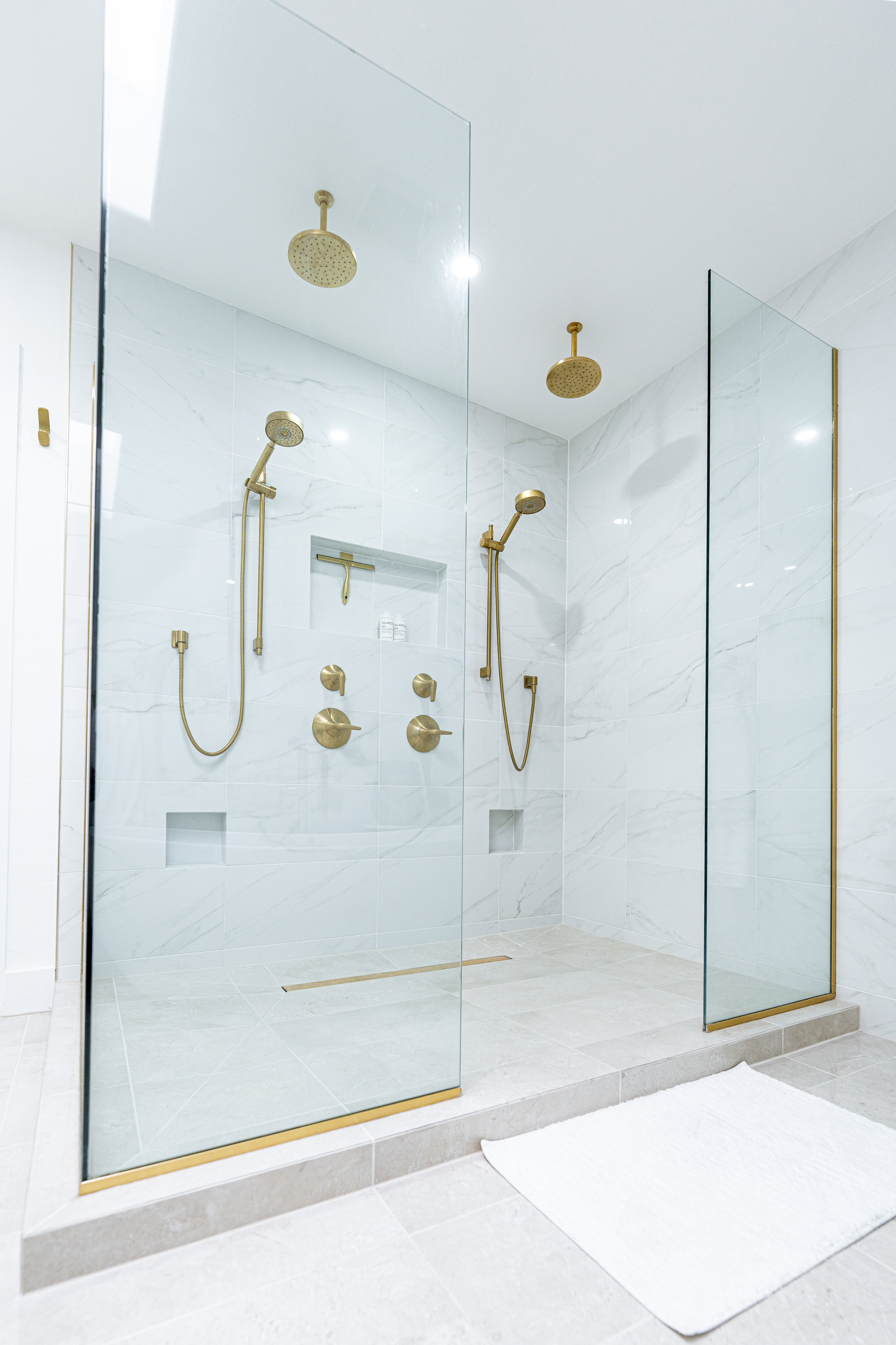 Bathroom remodel example in Tucson