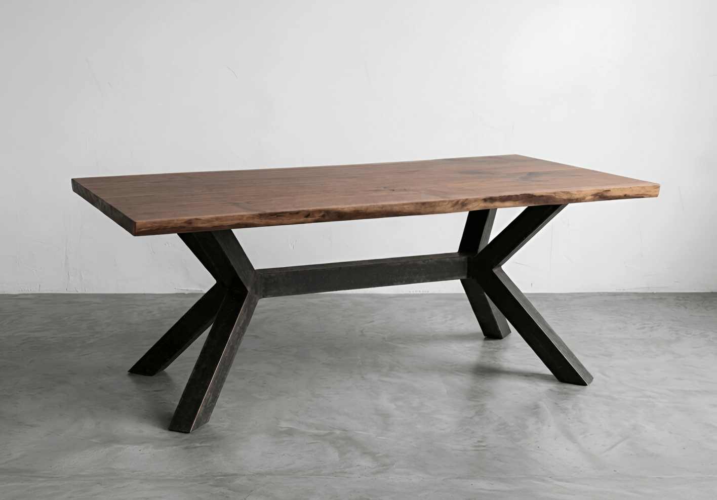 Spider Dining Table