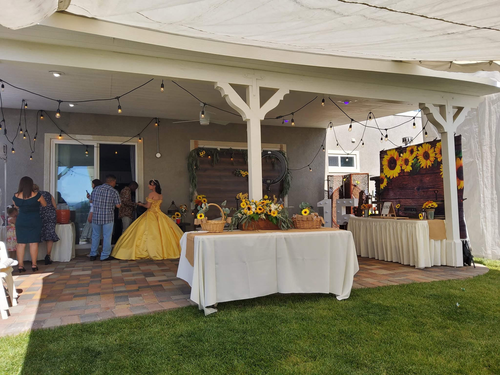 Quinceañera décor
