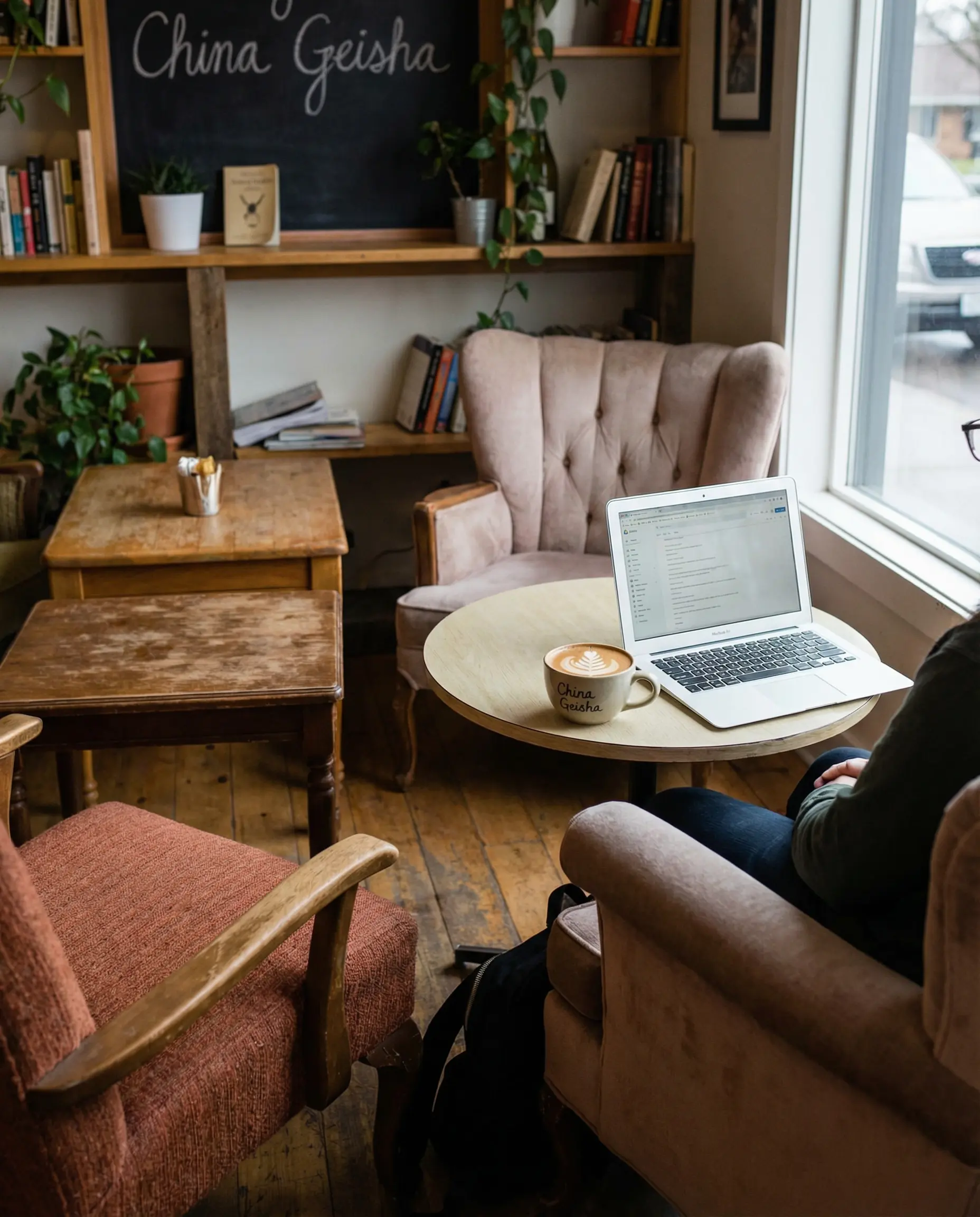 Best place to work with organic coffee in West Hollywood