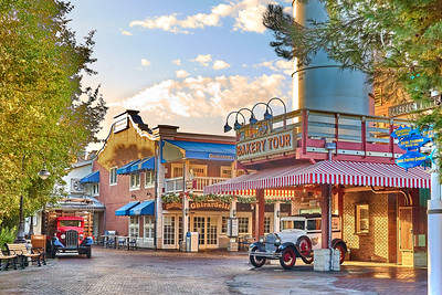 Single exposure version of the Ghirardelli/Boudin Bakery Courtyard