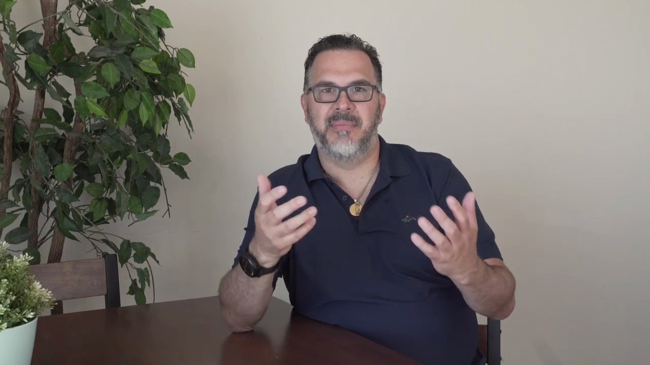 Ramiro, Corporate Manager