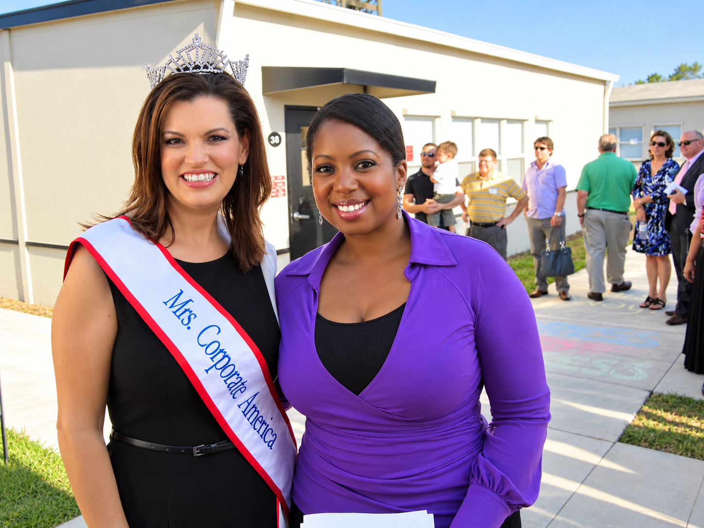 Di-Anne Elise with a fellow guest outside the Dress for Success Greater Orlando store
