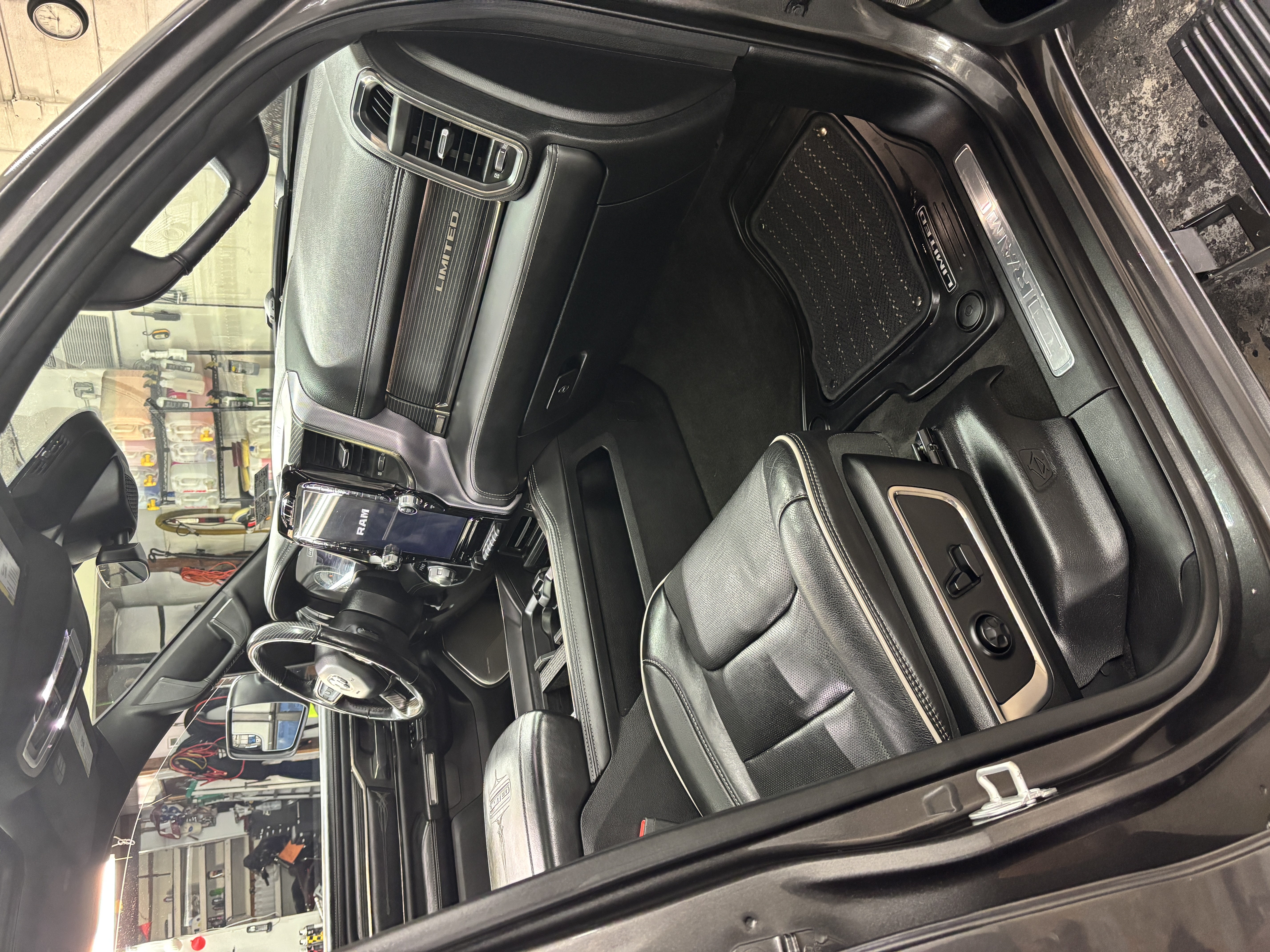 Interior detail result by Detailed2Perfection