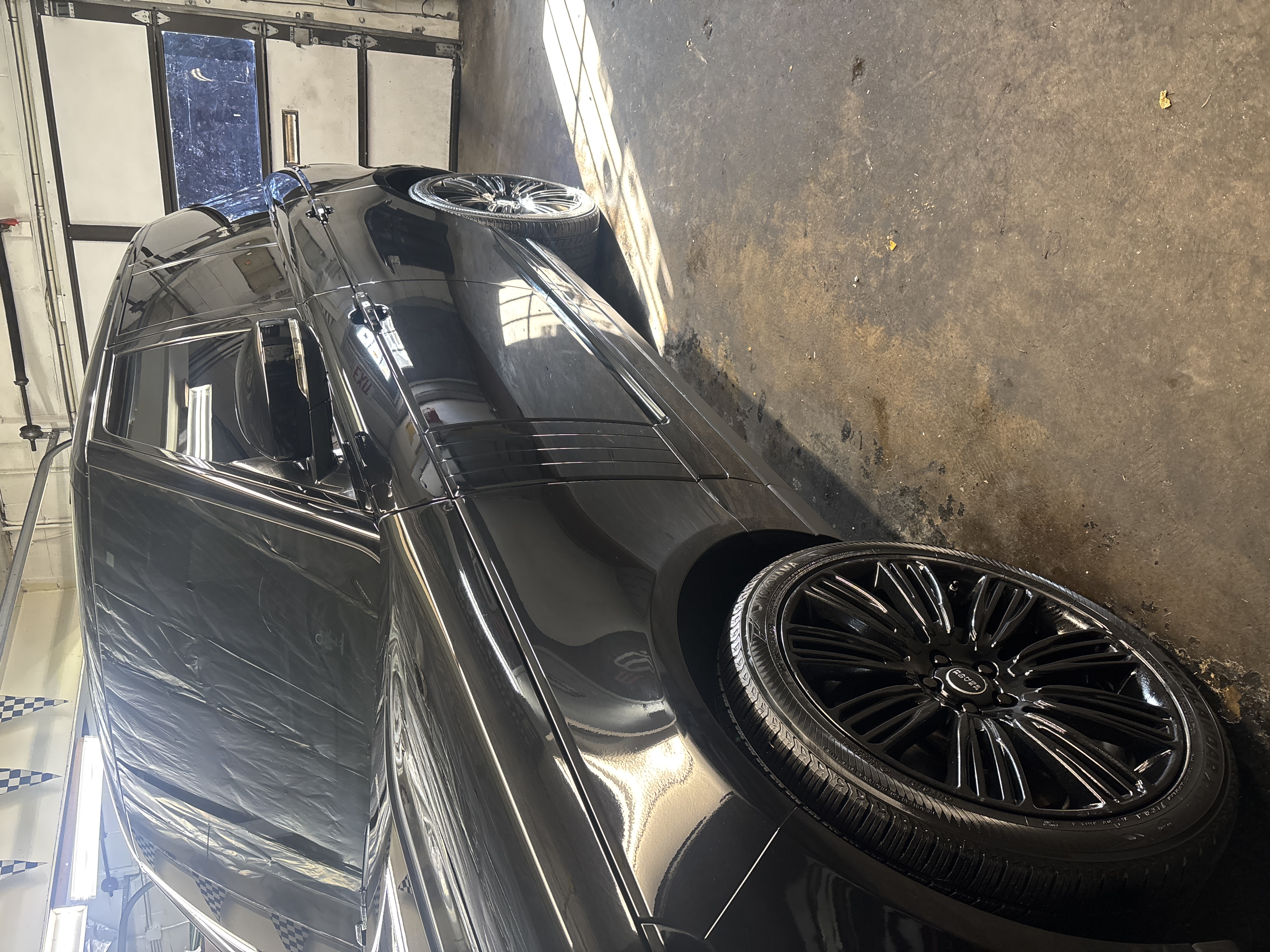 Paint correction and gloss result by Detailed2Perfection