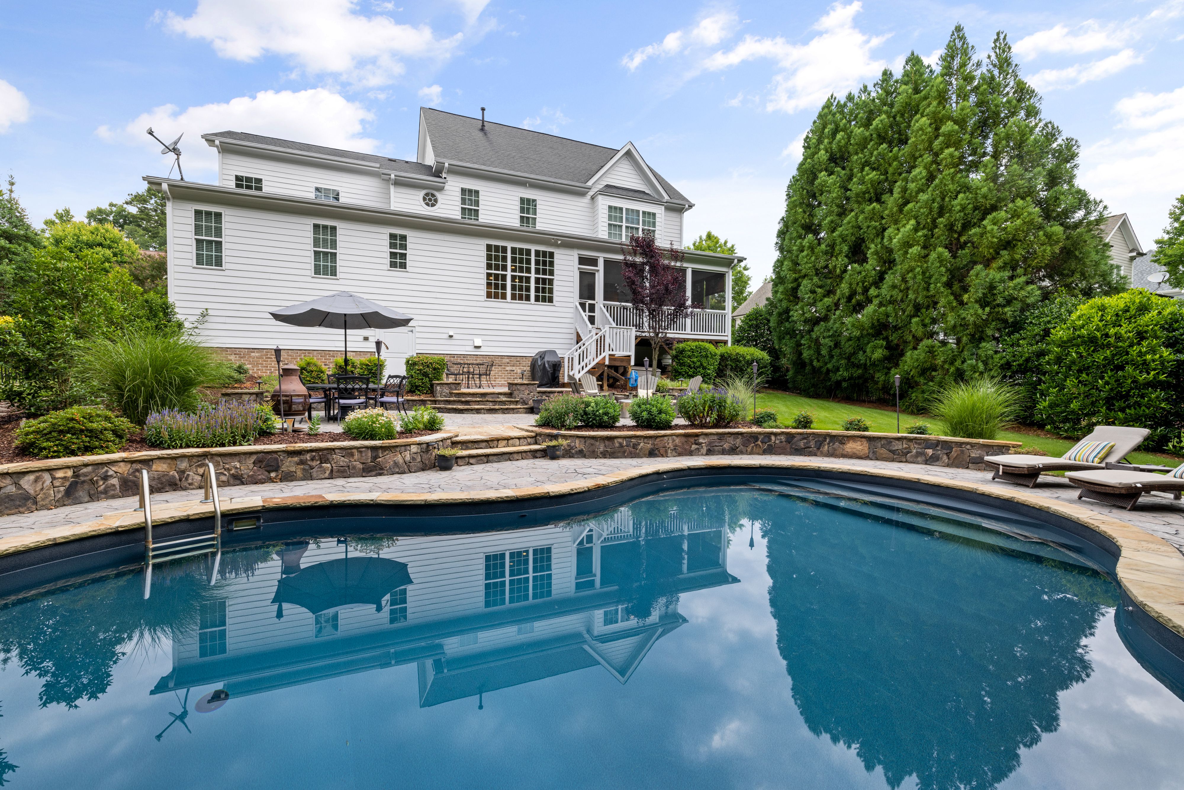 Concrete pool construction
