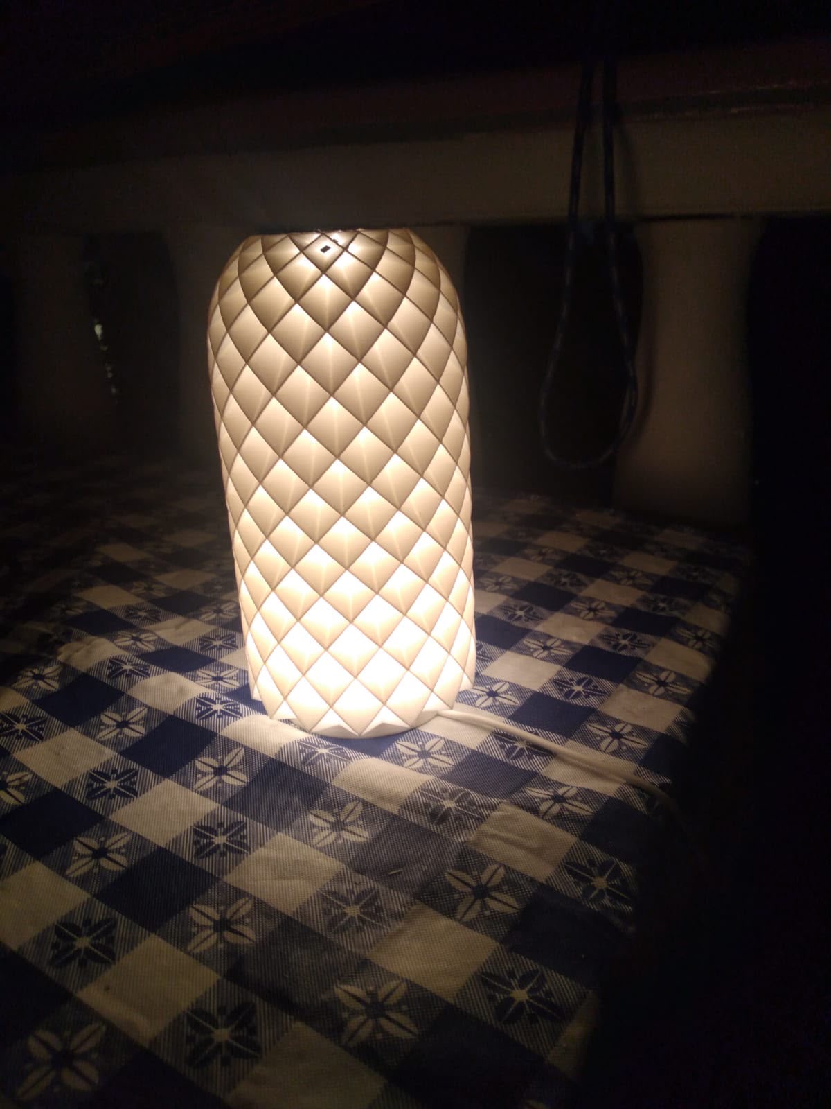 Geometric lamp shade