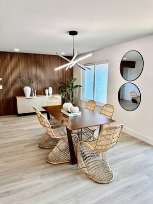 {{ custom_values.service_3 }} in {{custom_values.area_3})