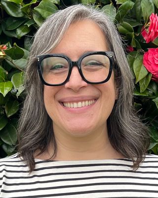 Cortney Stever, graduate-level therapist at No Stress No Stigma in Seattle