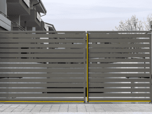 Wood/vinyl/aluminum installation in Charleston SC