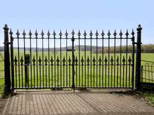 Commercial Fence & Industrial Fence in Berkeley County SC
