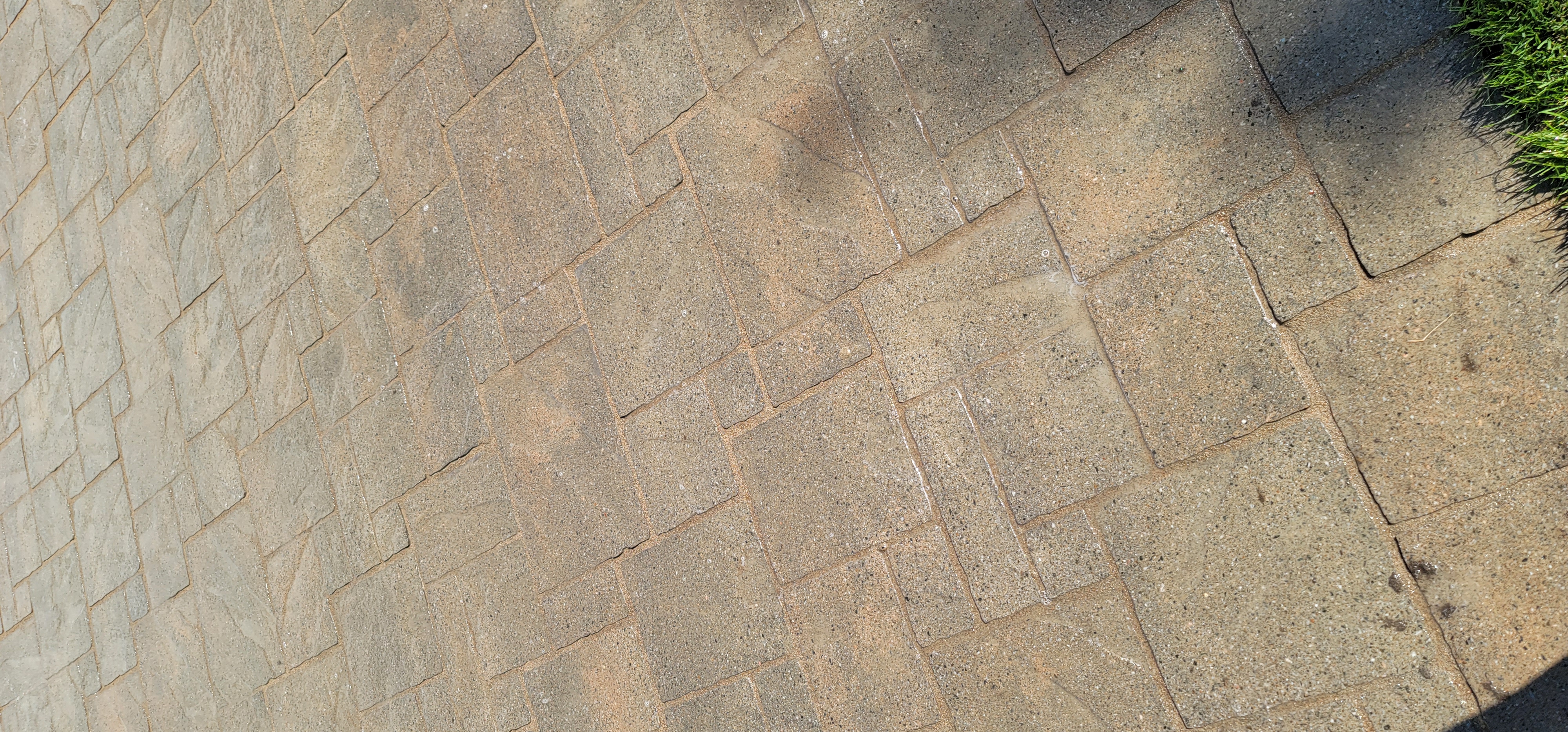 Nettoyage de pavé uni