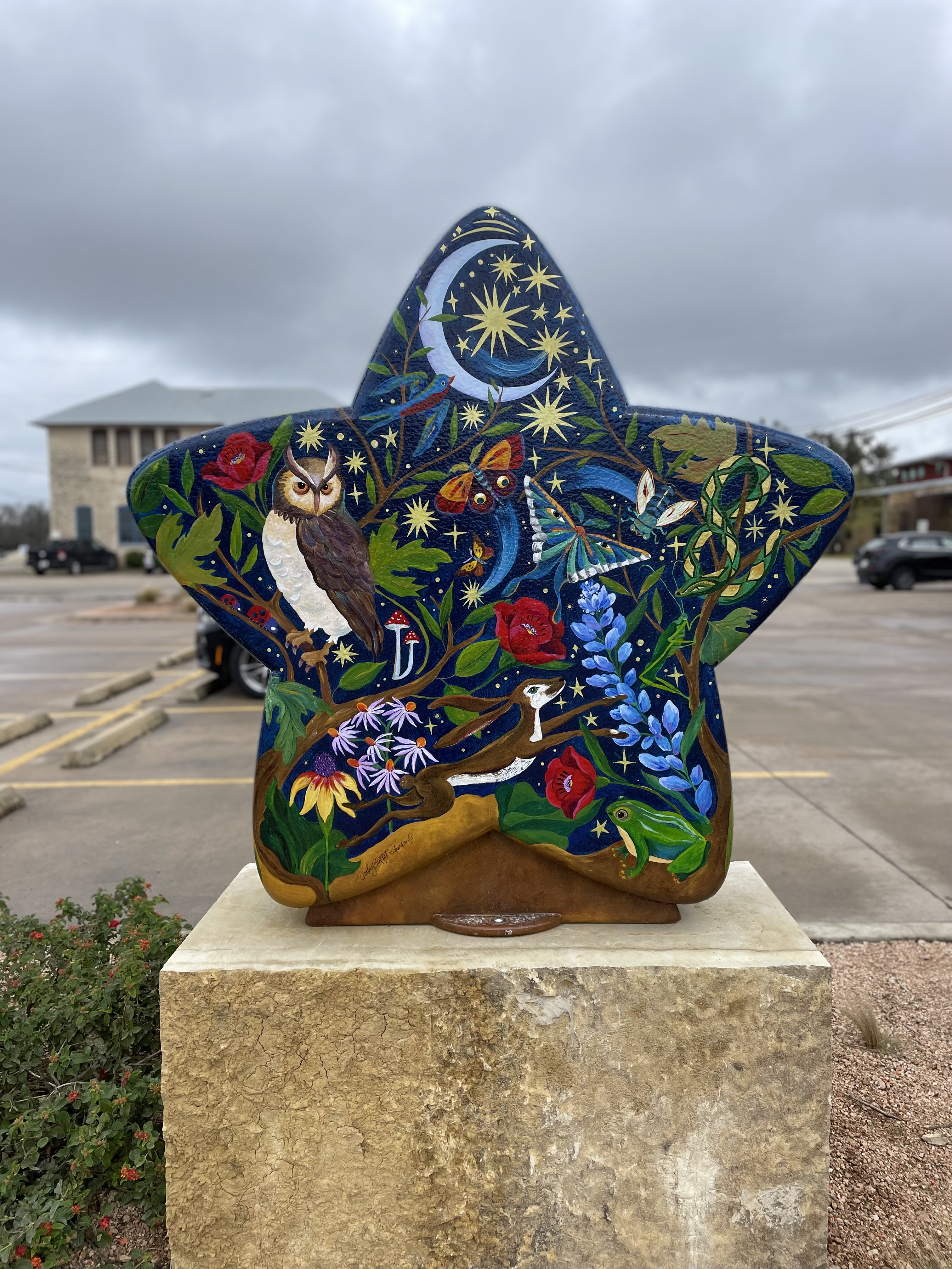 Star of Dripping Springs sculpture